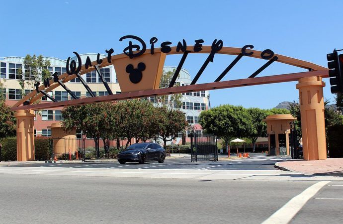 The Walt Disney Company releases Fiscal Full Year and Q4 2021 earnings, stock tumbles