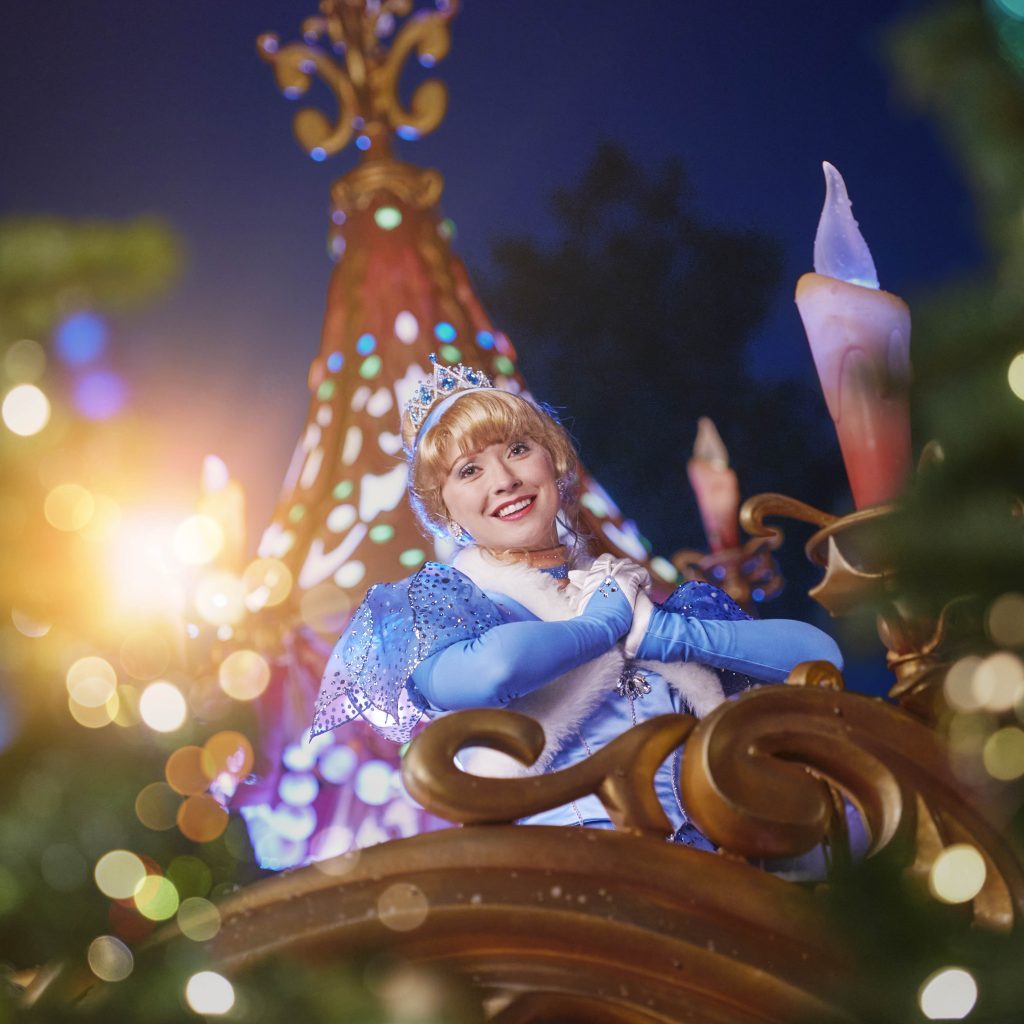 Garnet Birthstone Disney Christmas Parade 2022 Disneyland Paris Introduces A New Christmas Parade And The Return Of “Disney  Illuminations” - Disney Matters